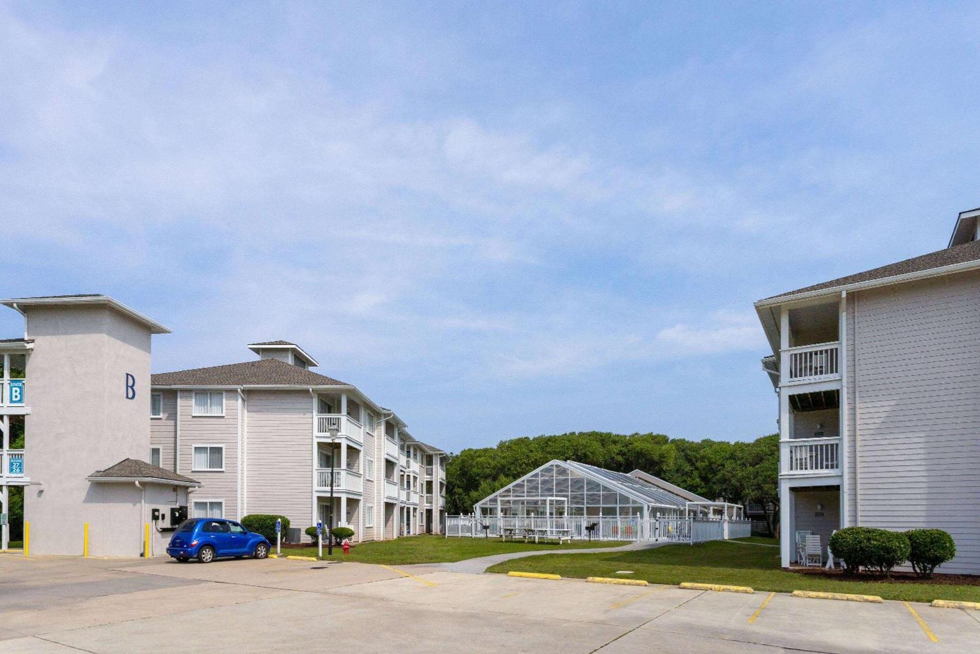 Atlantic Beach Resort, A Ramada By Wyndham Екстериор снимка